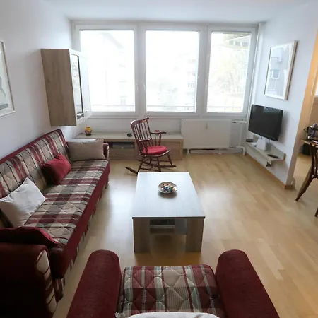 Thomas 028 Apartma *