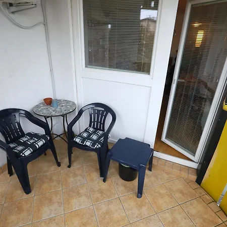 Thomas 028 Apartman *