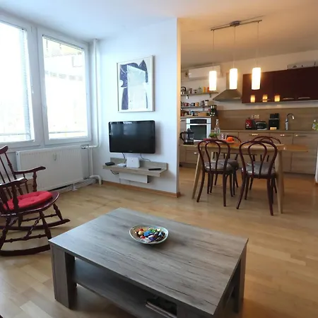 Apartament Thomas 028 *